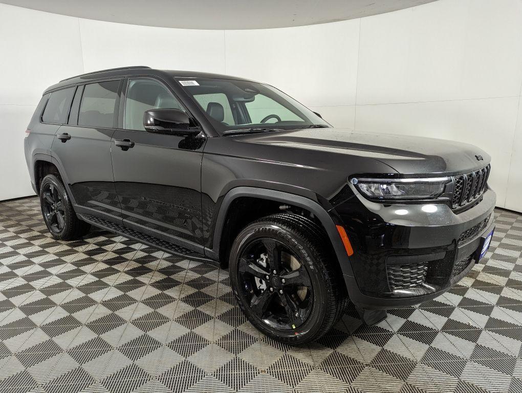 new 2024 Jeep Grand Cherokee L car, priced at $44,071