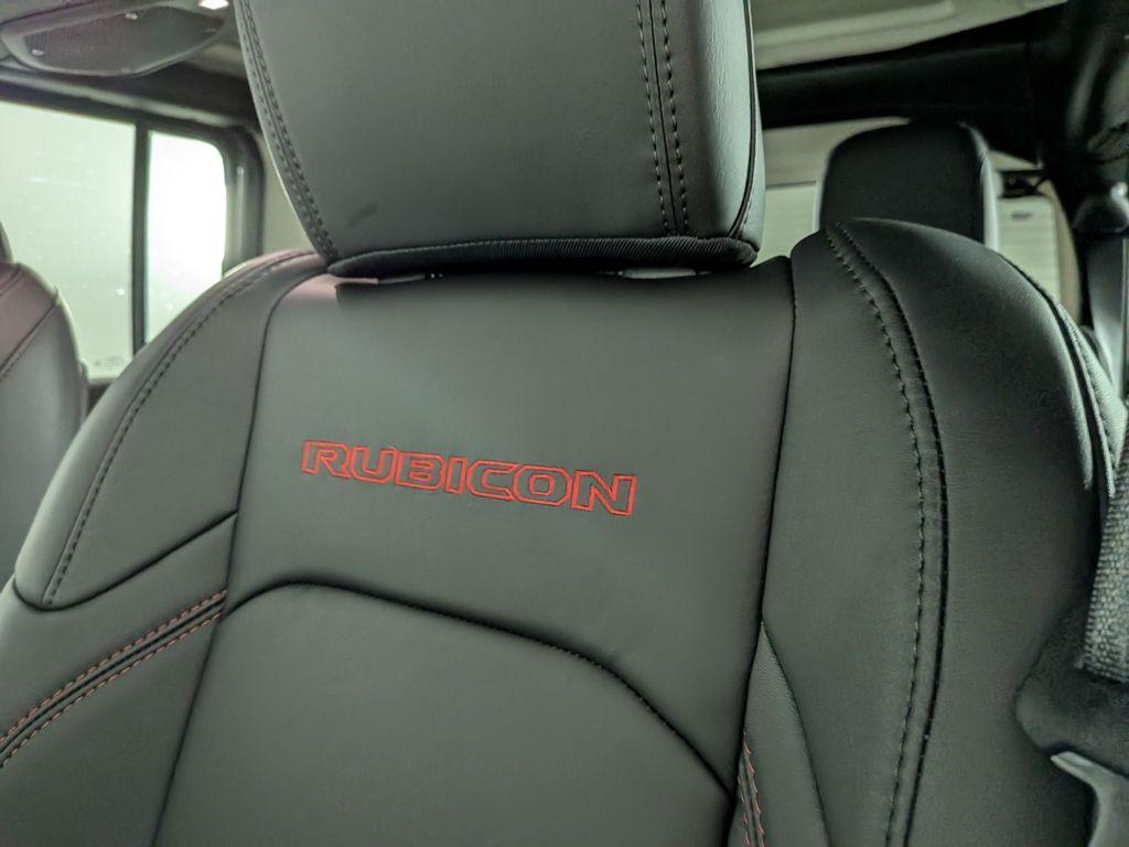 new 2025 Jeep Wrangler car, priced at $55,106