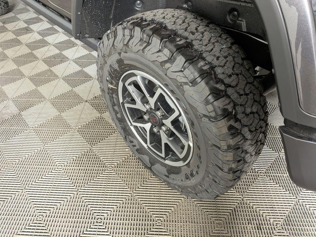 new 2025 Jeep Wrangler car, priced at $55,106