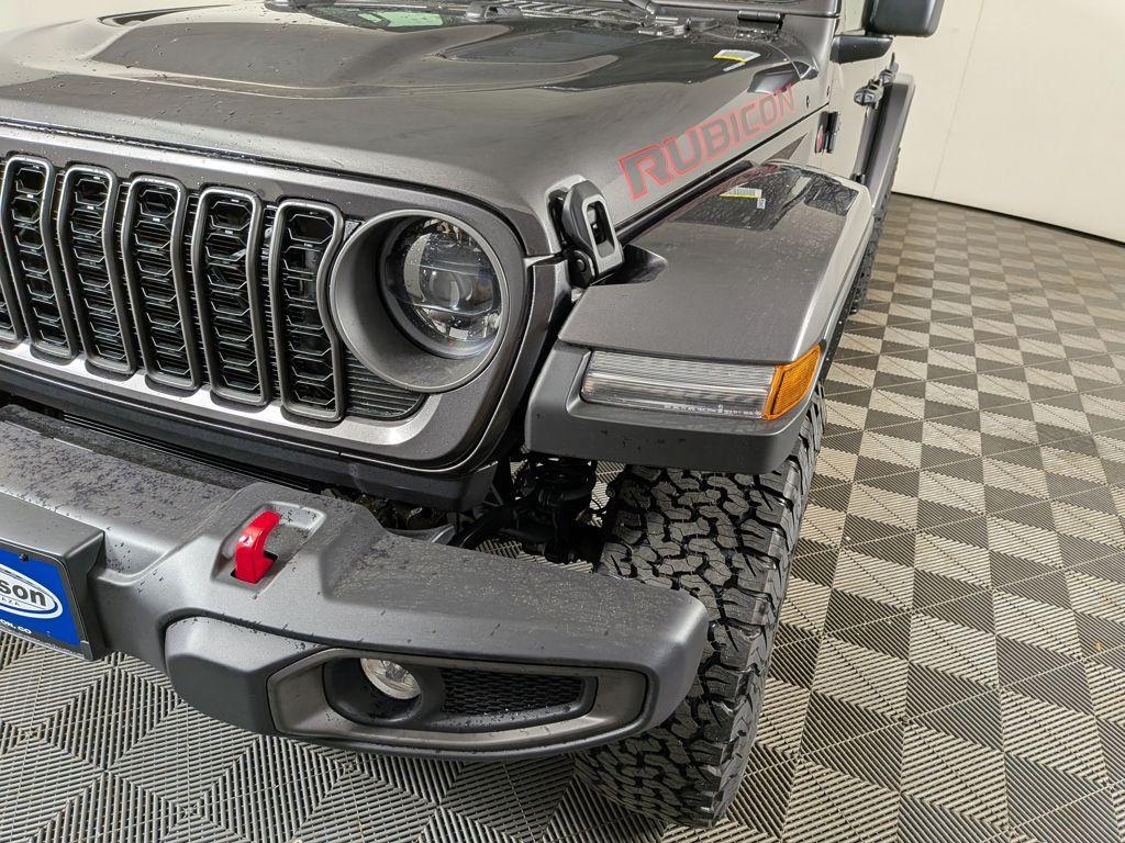 new 2025 Jeep Wrangler car, priced at $55,106