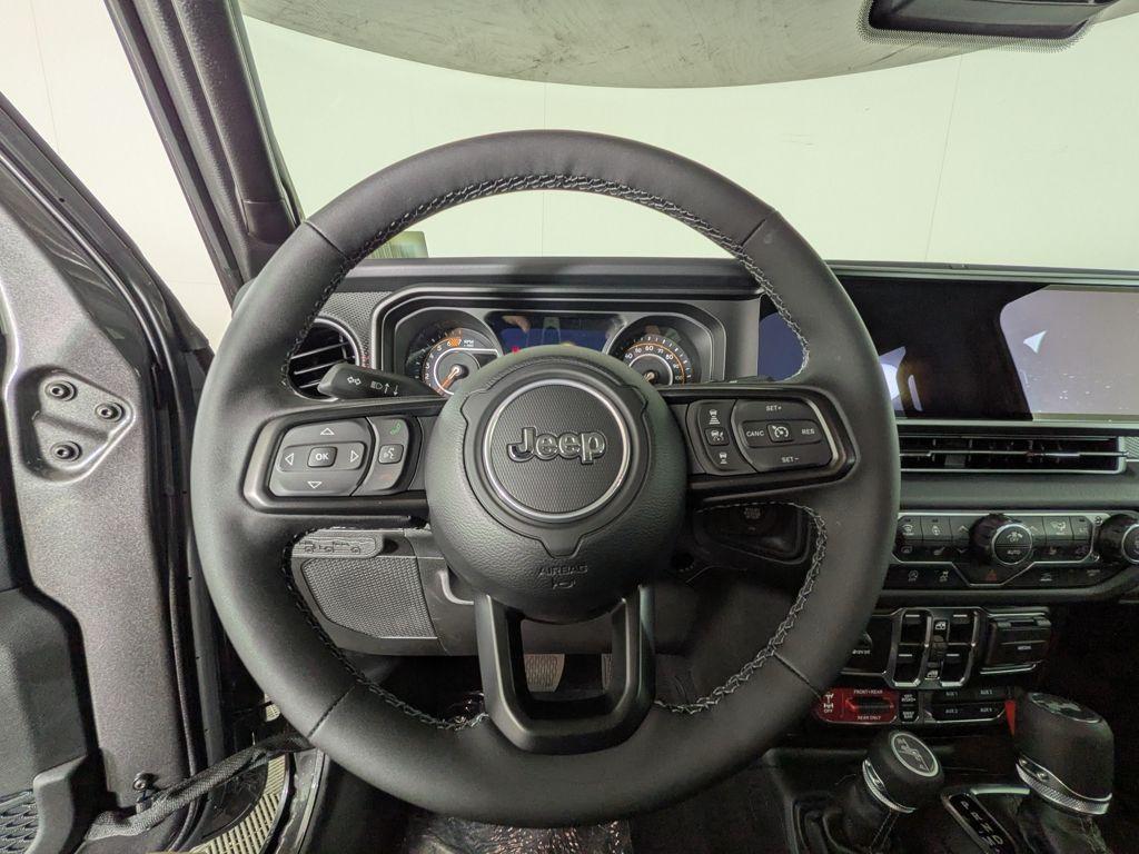new 2025 Jeep Wrangler car, priced at $55,106