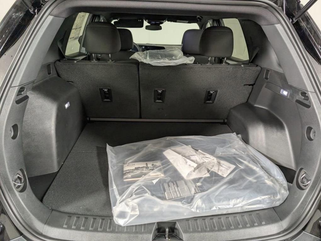 new 2026 Chevrolet Equinox car, priced at $32,196