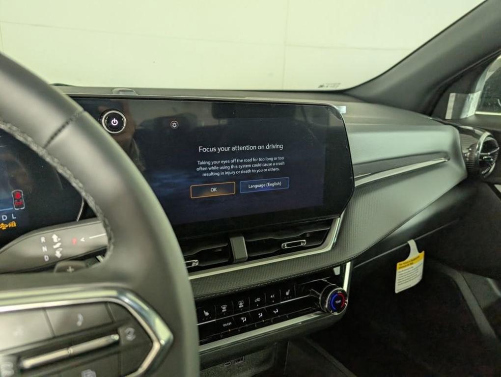 new 2026 Chevrolet Equinox car, priced at $32,196