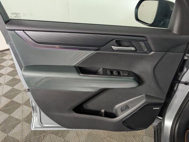 new 2025 GMC Acadia car, priced at $49,988