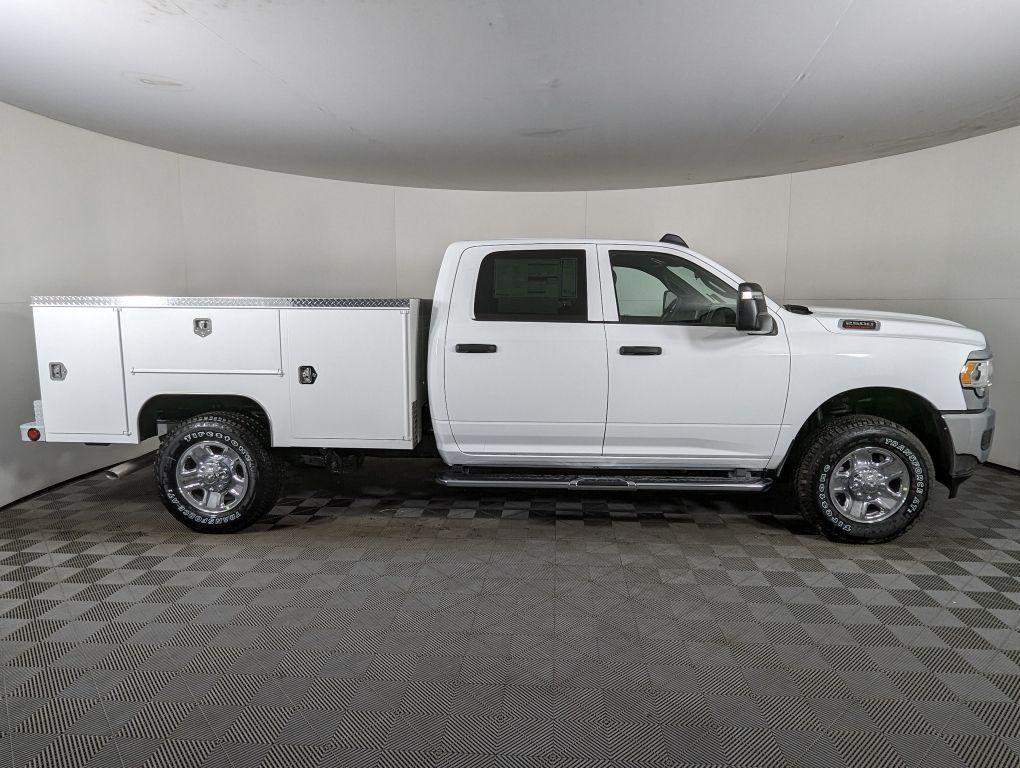 new 2024 Ram 2500 car, priced at $62,102