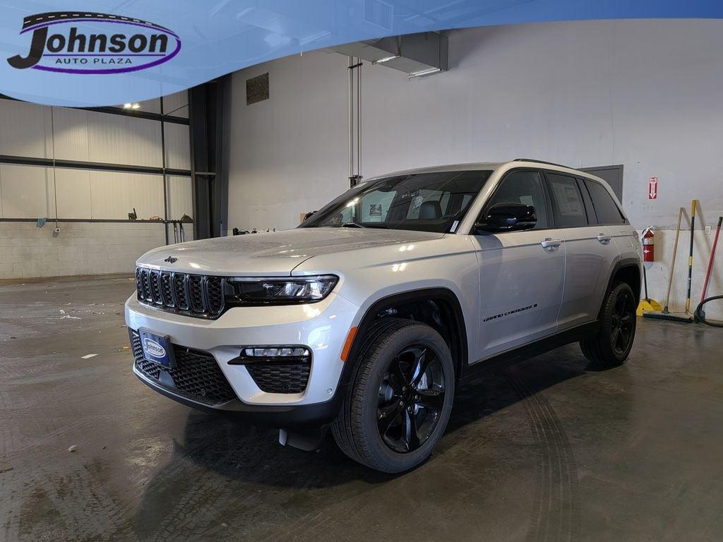 new 2025 Jeep Grand Cherokee car, priced at $47,086