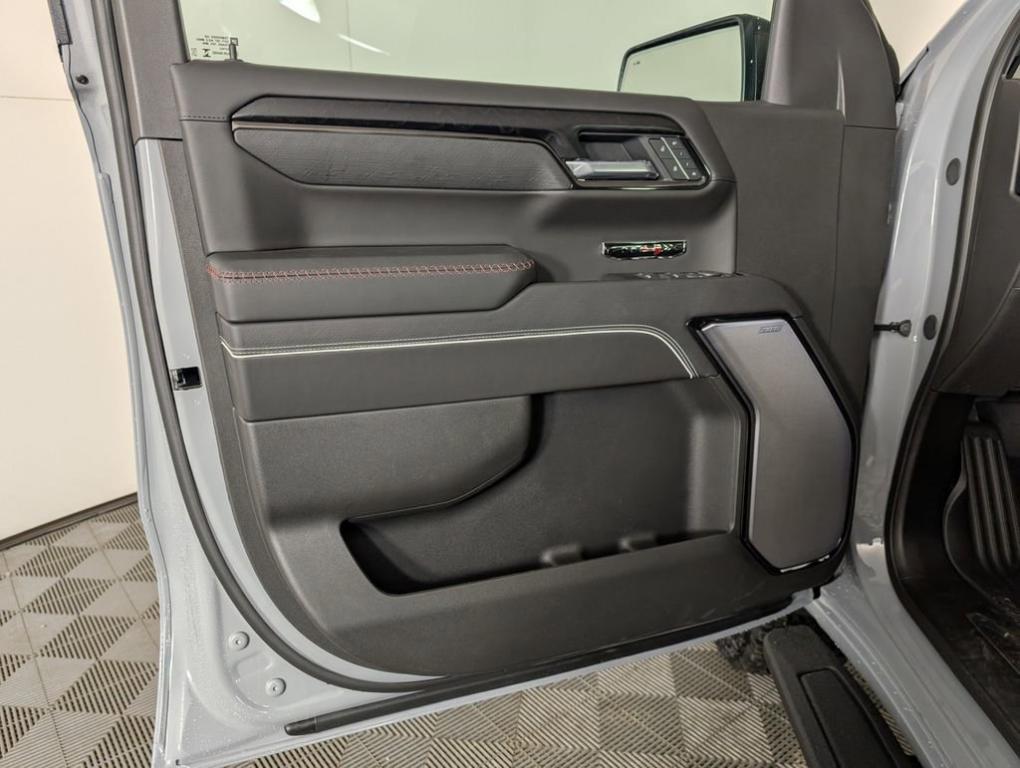 new 2025 GMC Sierra 1500 car, priced at $80,934