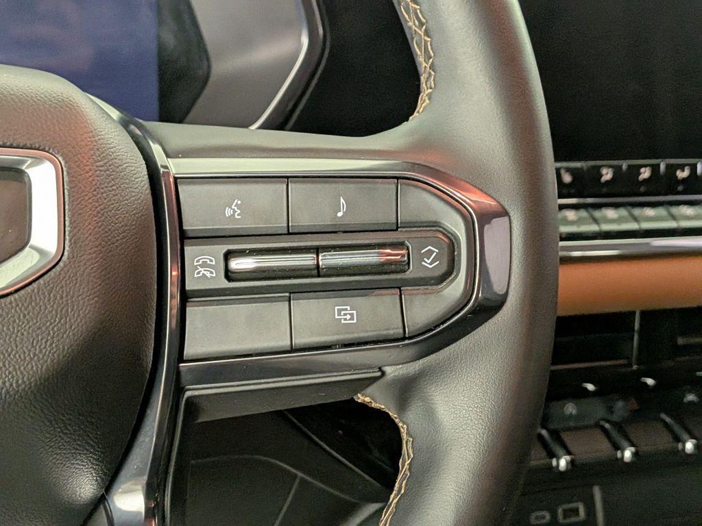 used 2024 GMC Canyon car, priced at $42,280