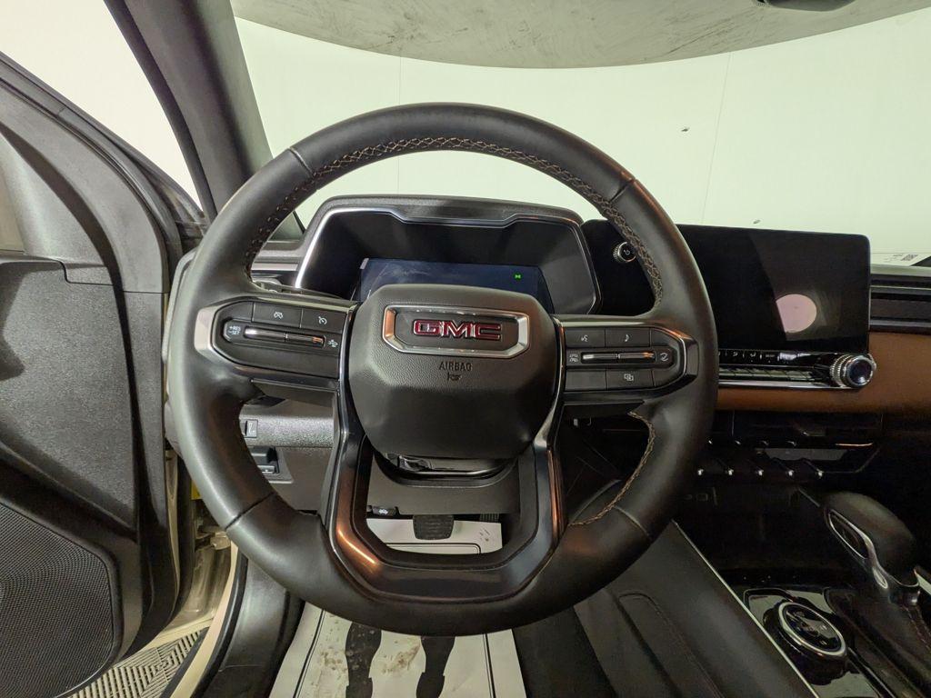used 2024 GMC Canyon car, priced at $42,280