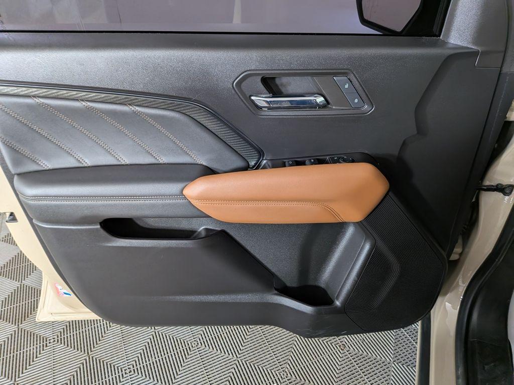 used 2024 GMC Canyon car, priced at $42,280