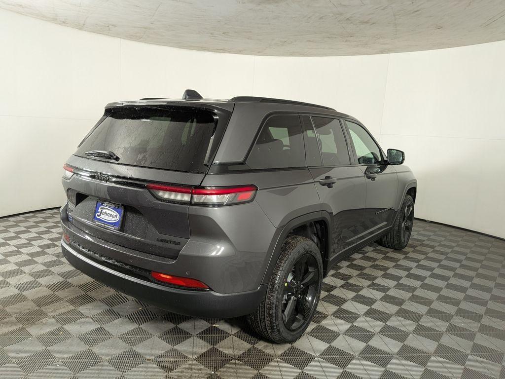 new 2025 Jeep Grand Cherokee car, priced at $48,203