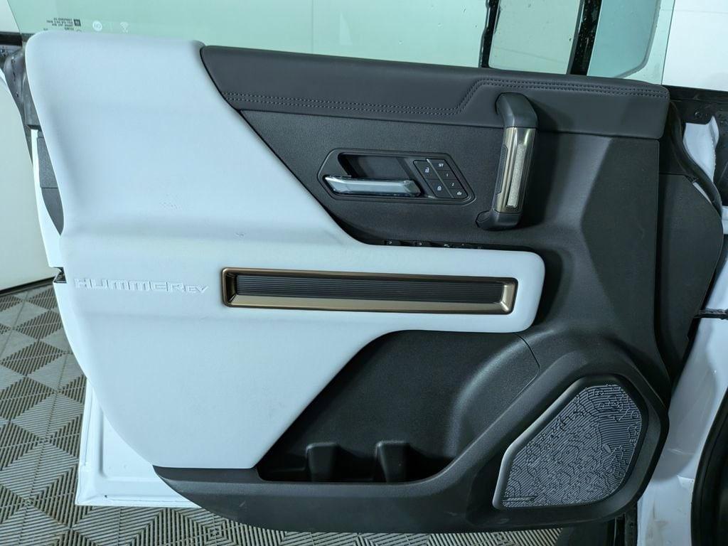 new 2025 GMC HUMMER EV Pickup car, priced at $97,124