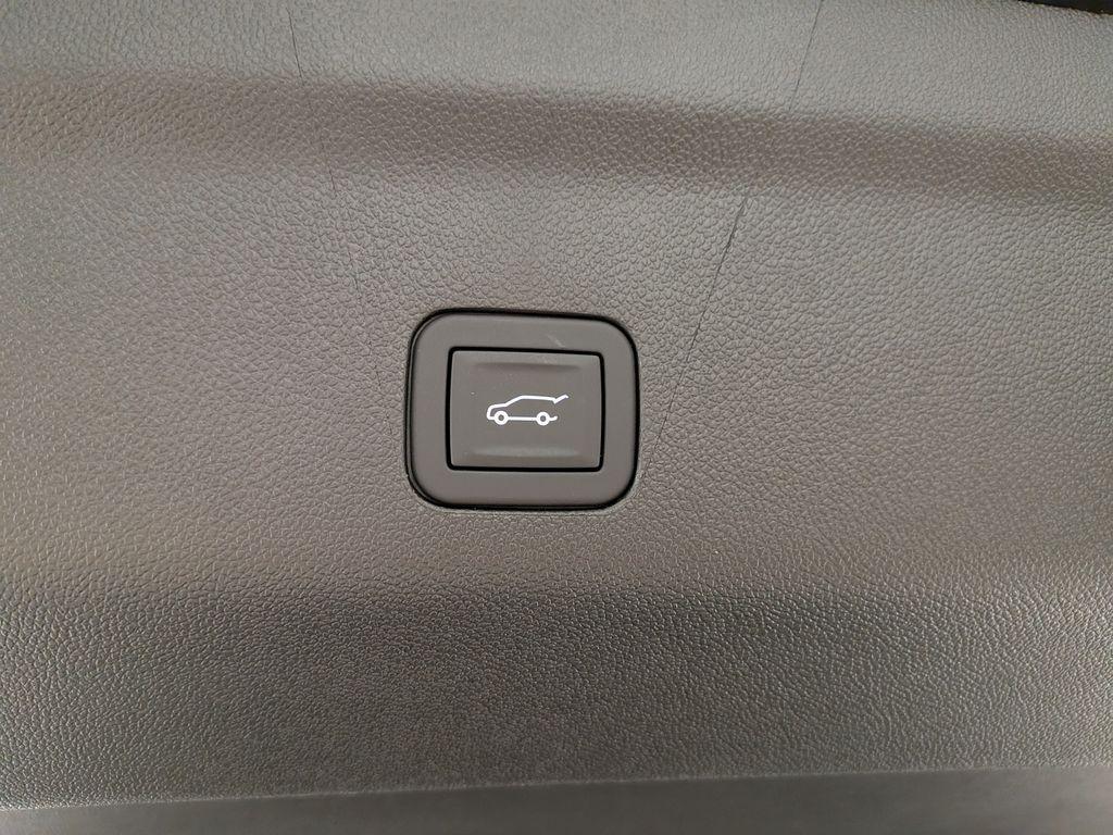 new 2025 GMC Yukon car, priced at $90,548