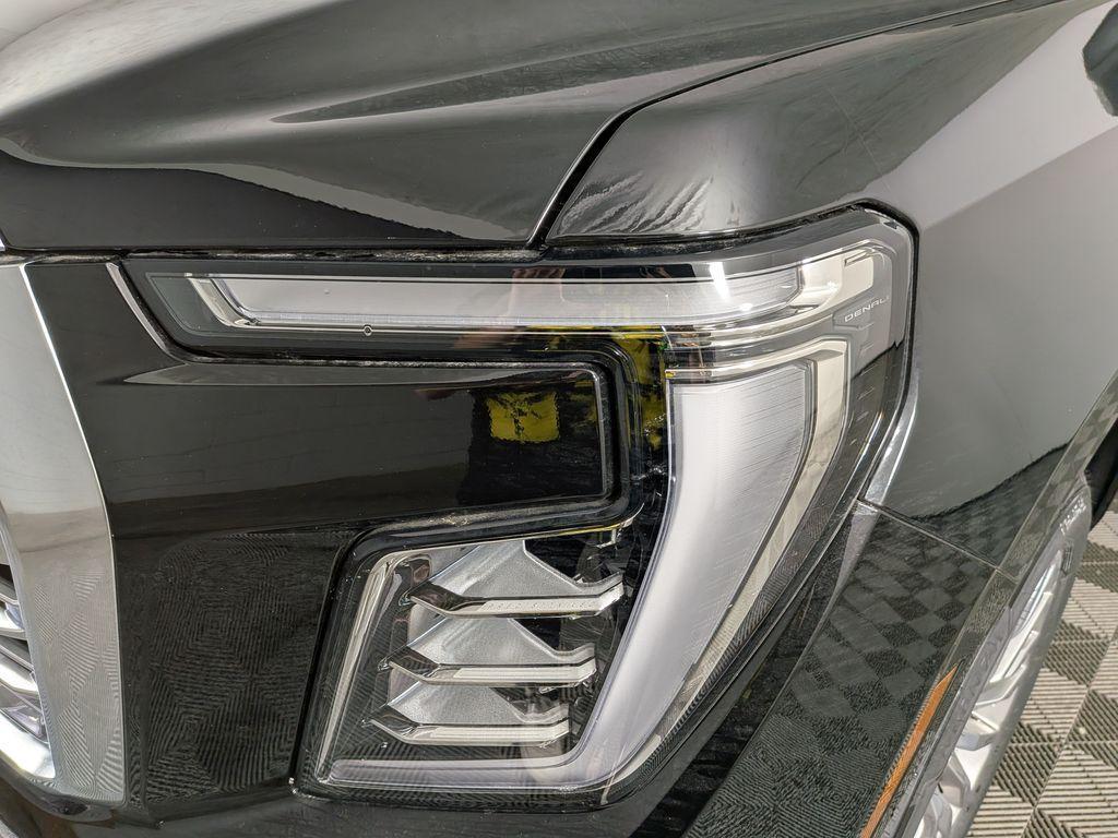 new 2025 GMC Yukon car, priced at $90,548