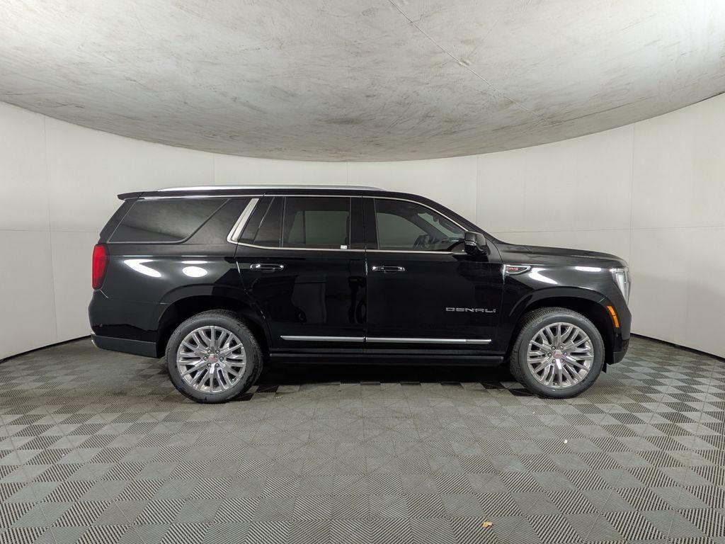 new 2025 GMC Yukon car, priced at $90,548