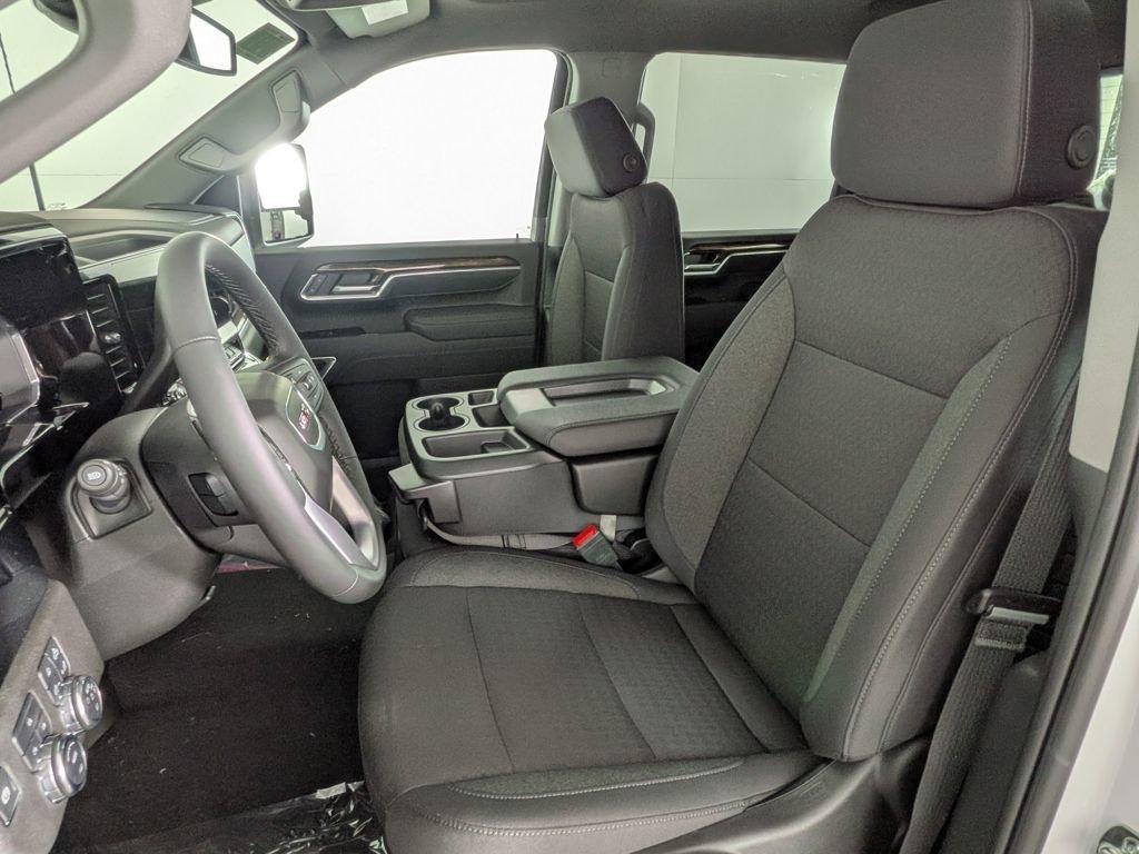 new 2025 GMC Sierra 2500 car, priced at $73,548