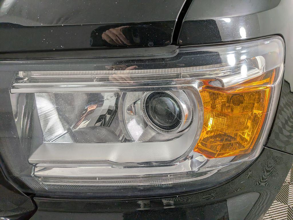 used 2020 GMC Canyon car, priced at $26,488