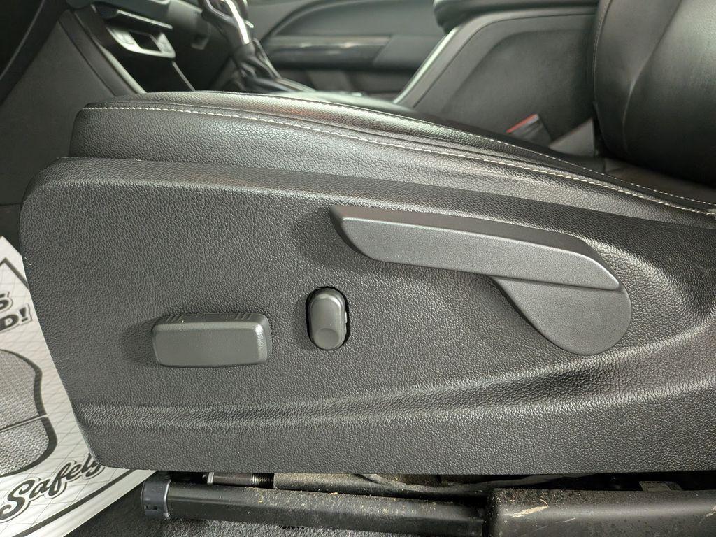 used 2022 Chevrolet Colorado car, priced at $32,488