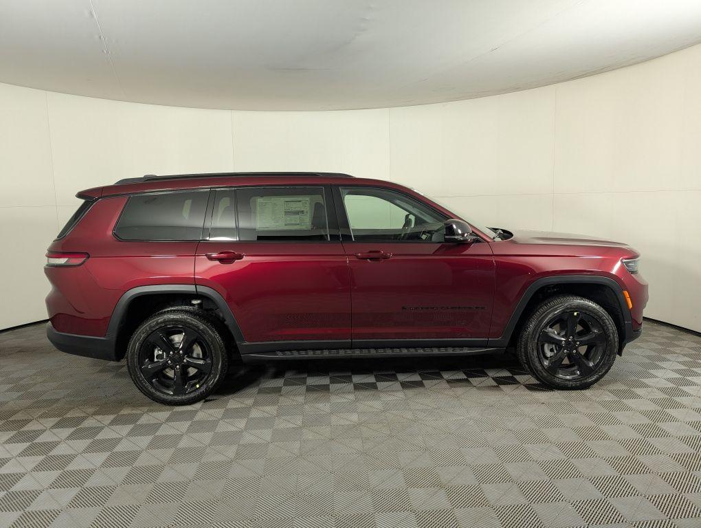 new 2025 Jeep Grand Cherokee L car, priced at $47,601