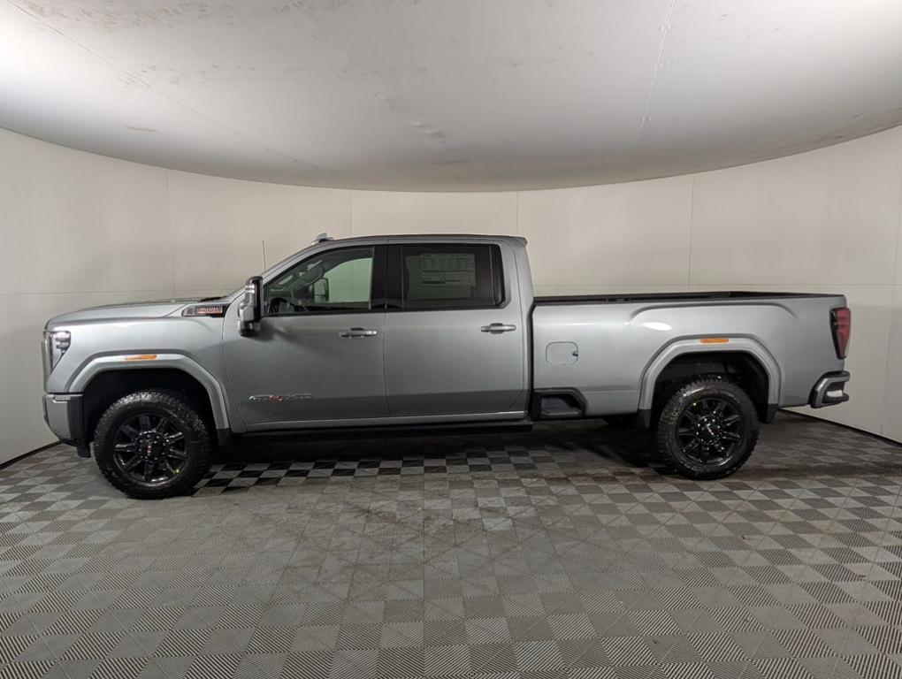 new 2025 GMC Sierra 3500 car, priced at $91,619