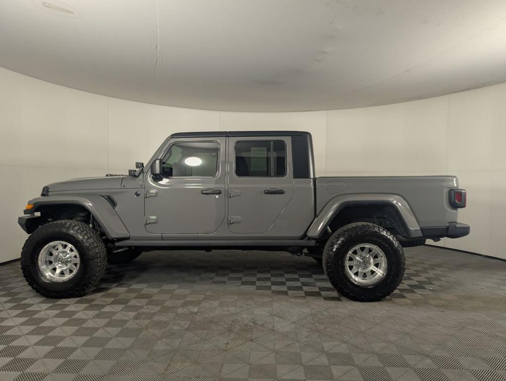 used 2021 Jeep Gladiator car, priced at $29,988