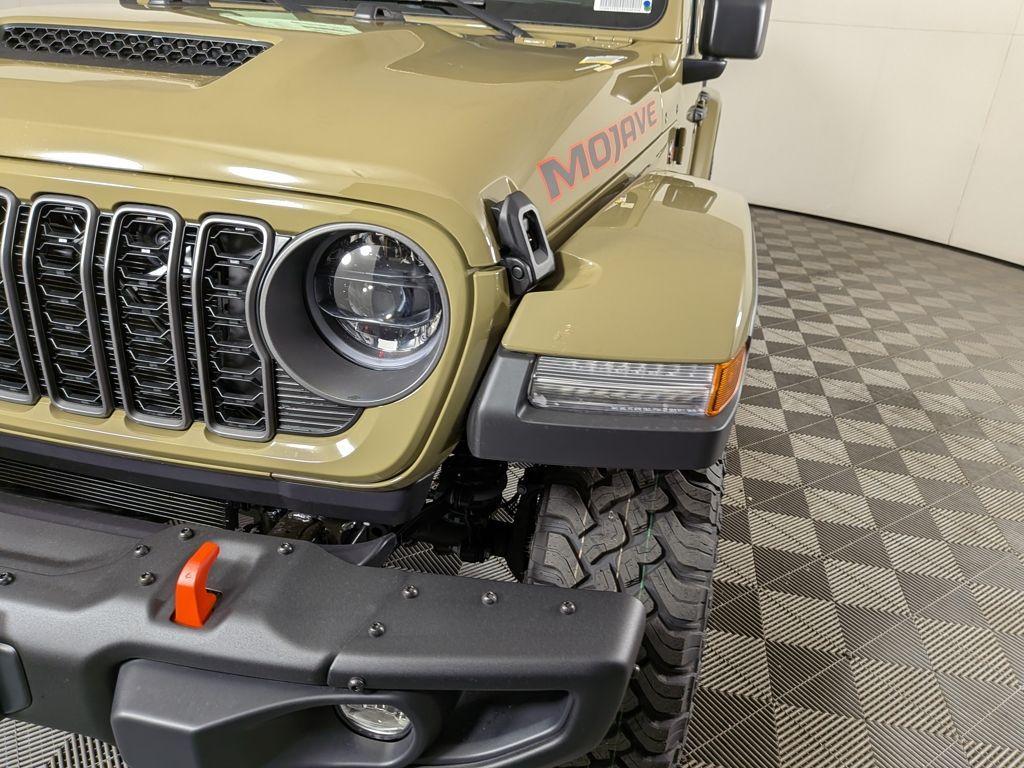 new 2025 Jeep Gladiator car, priced at $54,470
