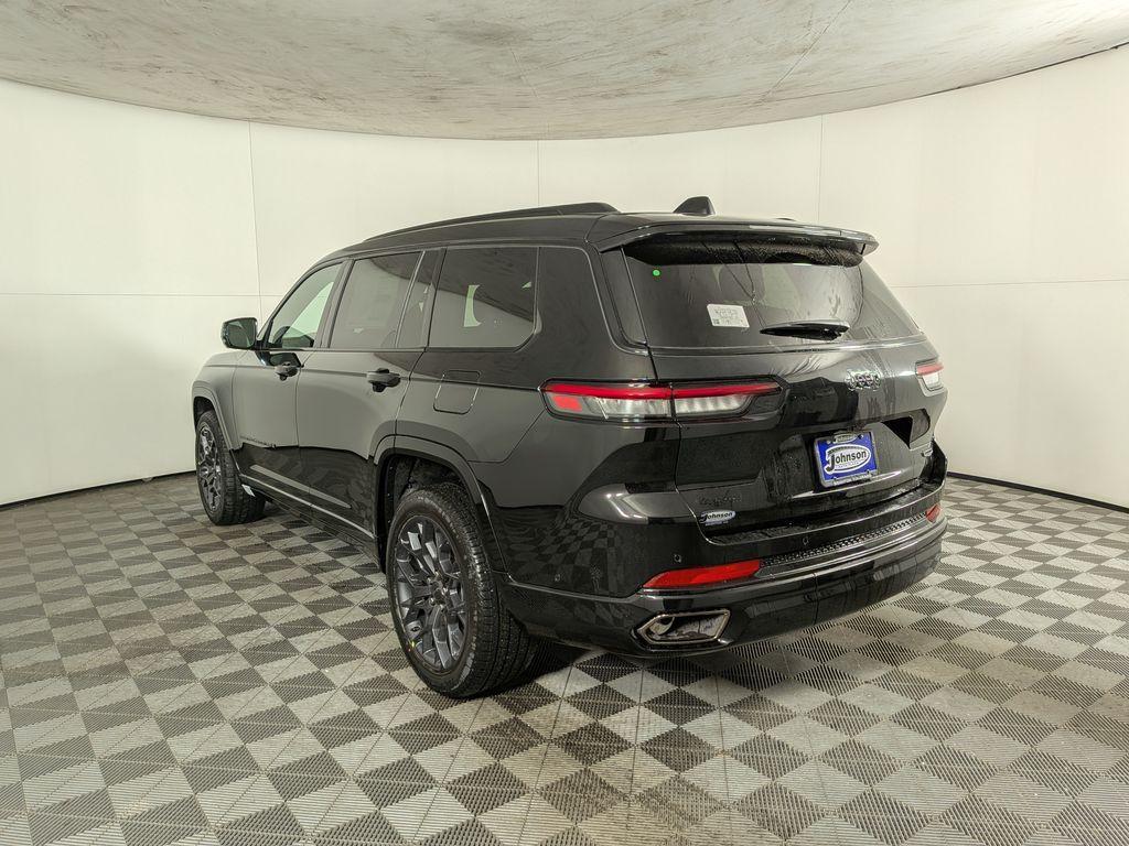 new 2025 Jeep Grand Cherokee L car, priced at $59,357