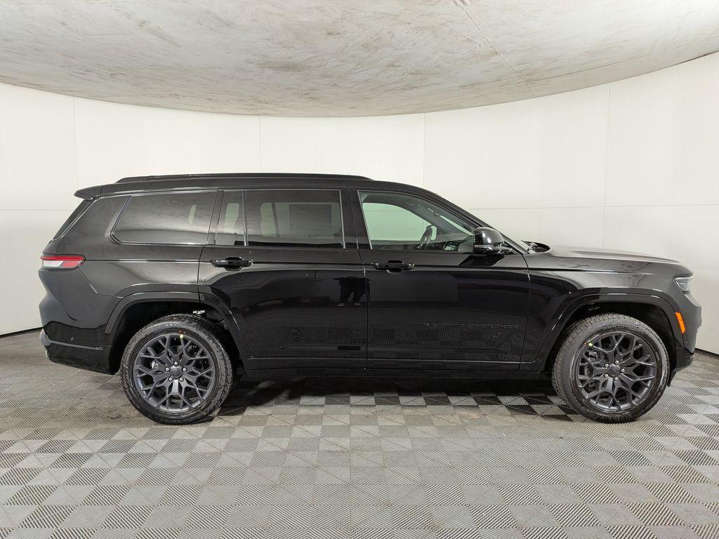new 2025 Jeep Grand Cherokee L car, priced at $59,357