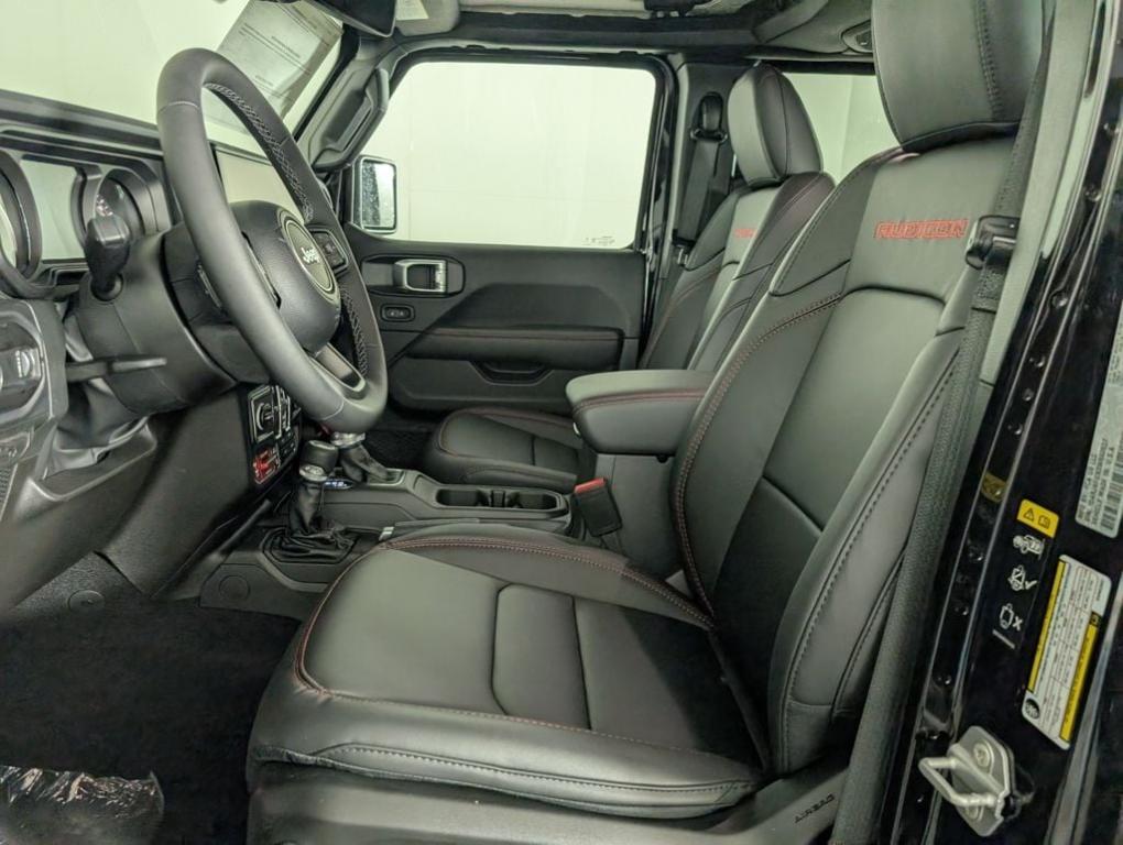 new 2025 Jeep Wrangler car, priced at $66,315