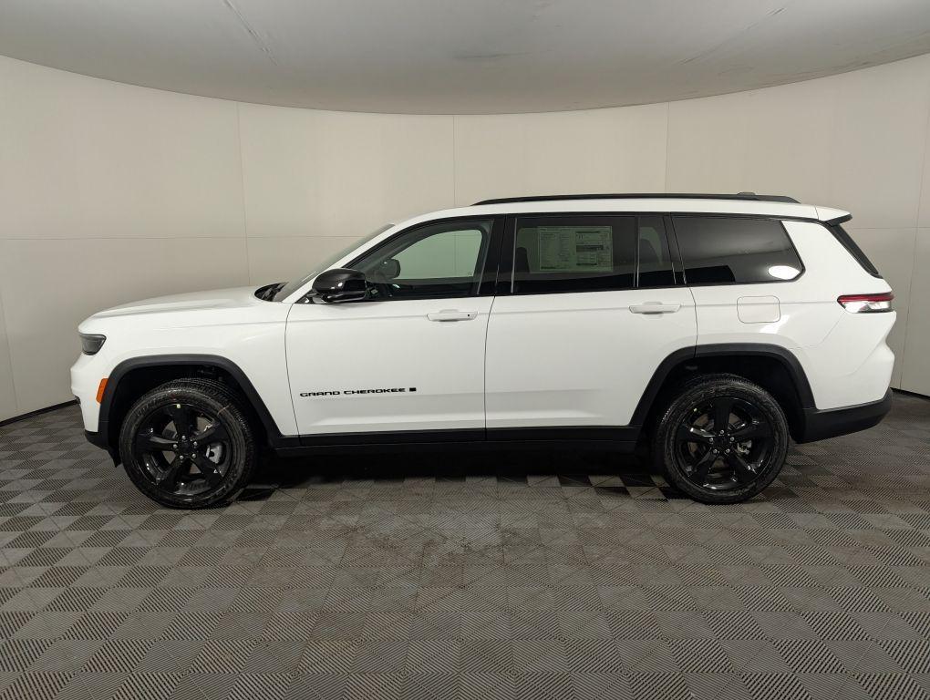 new 2025 Jeep Grand Cherokee L car, priced at $46,290