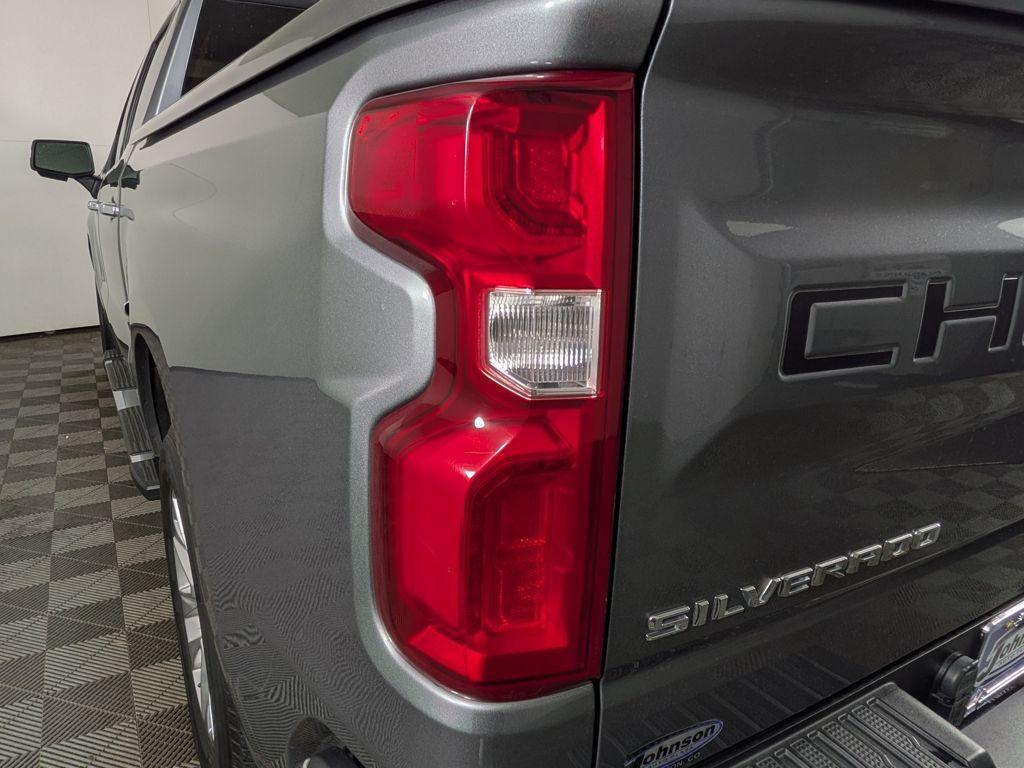 used 2021 Chevrolet Silverado 1500 car, priced at $42,488