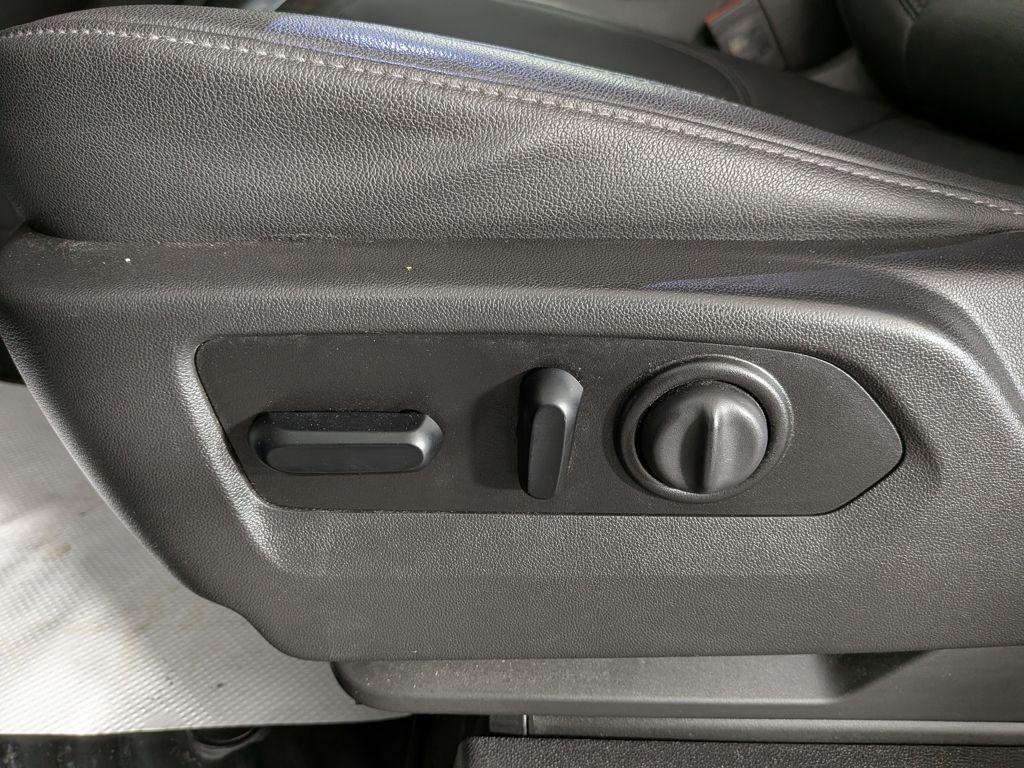 used 2021 Chevrolet Silverado 1500 car, priced at $42,488