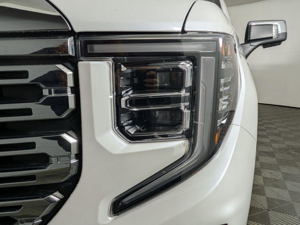 used 2023 GMC Sierra 1500 car, priced at $54,288