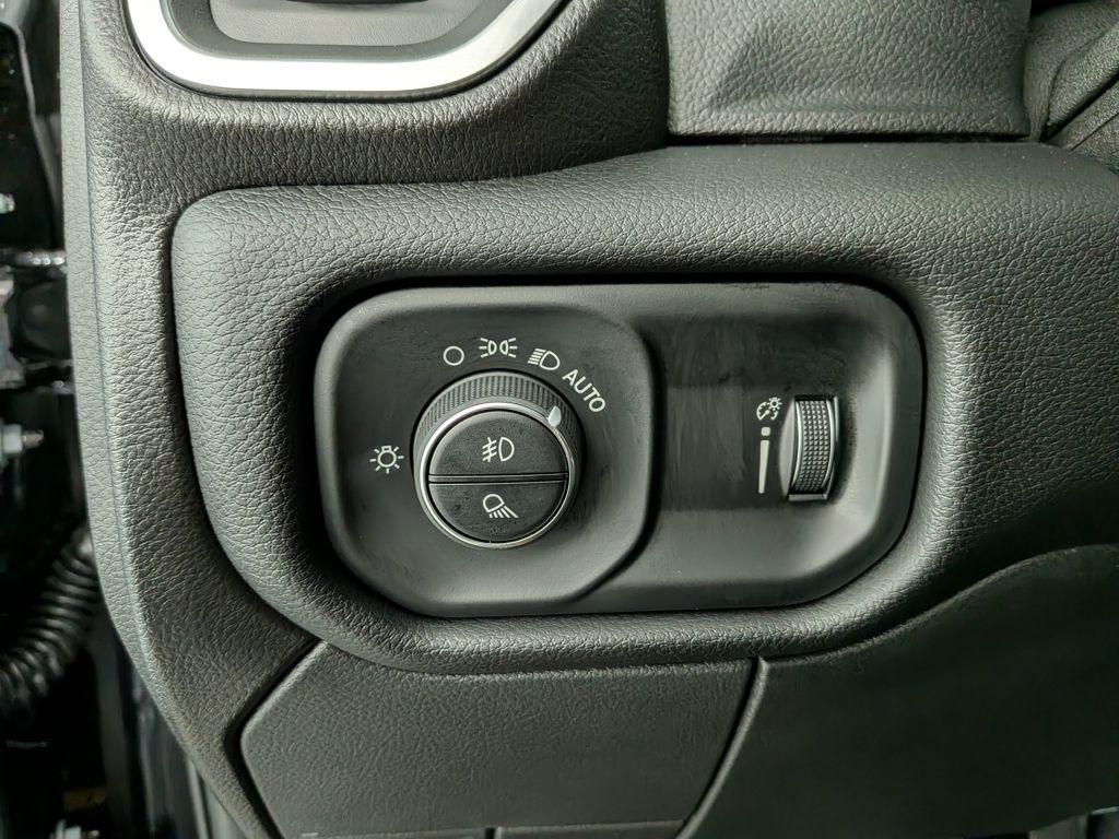 new 2025 Ram 2500 car, priced at $71,606