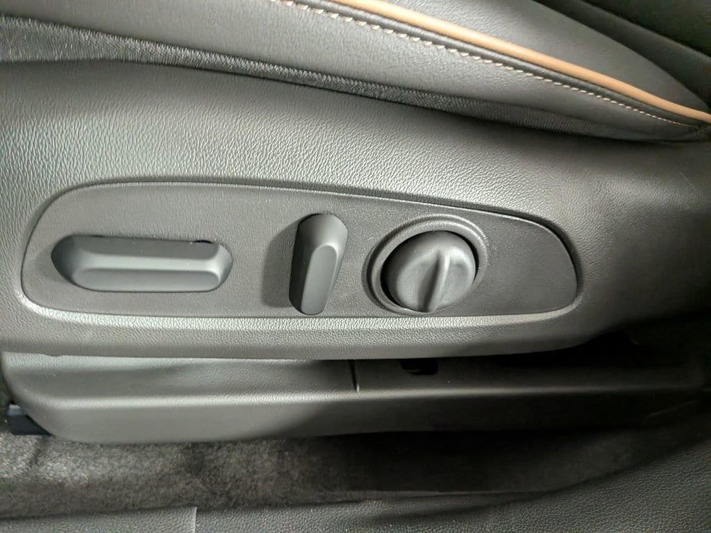 new 2026 Buick Envista car, priced at $32,255