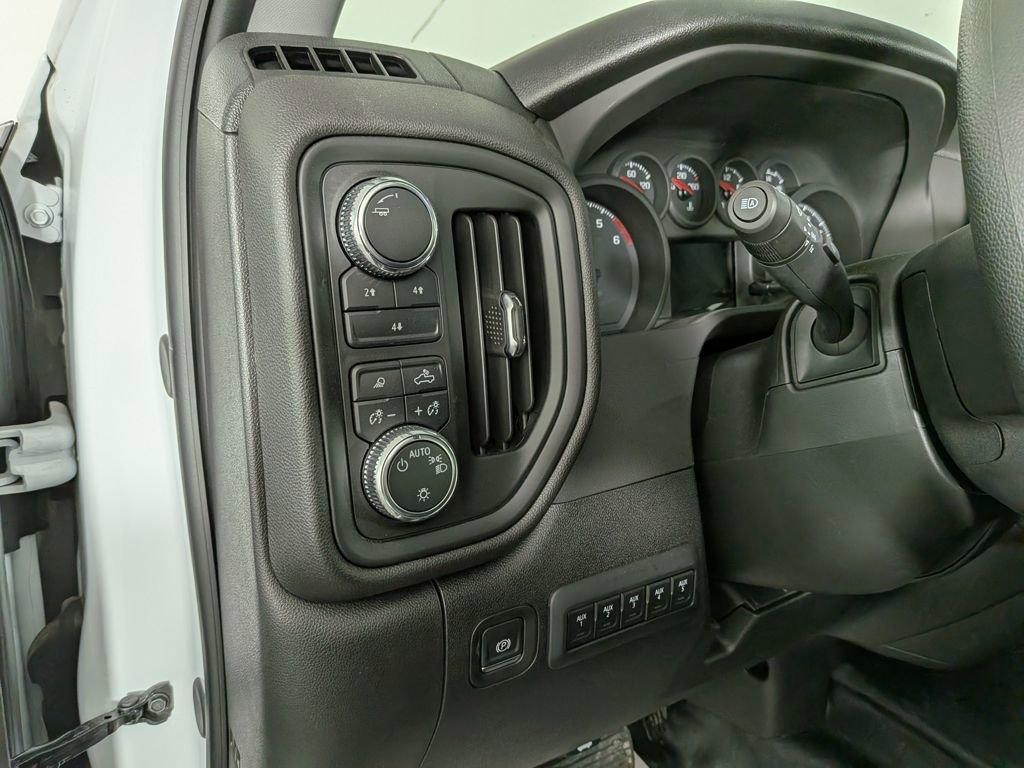 new 2025 GMC Sierra 2500 car, priced at $60,674