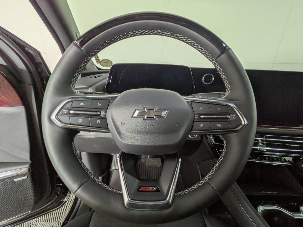 new 2025 Chevrolet Traverse car, priced at $55,554