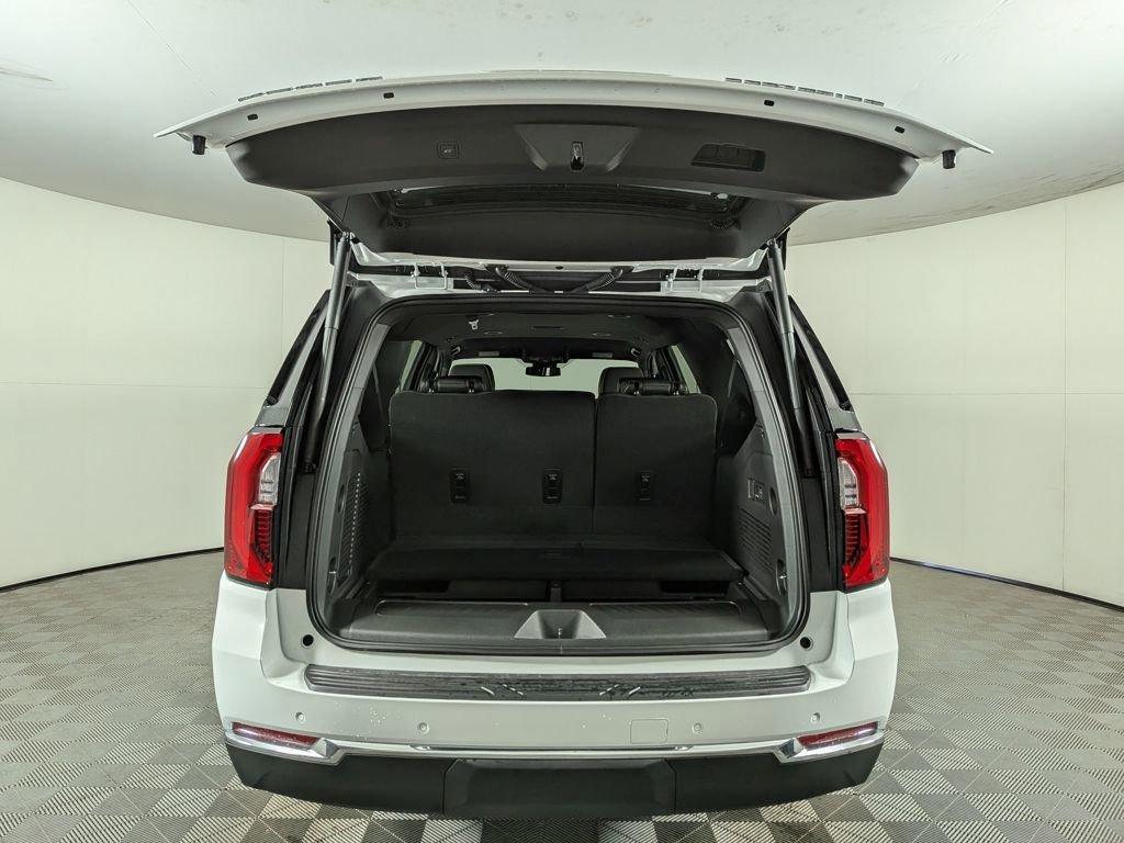 new 2025 GMC Yukon XL car, priced at $80,159