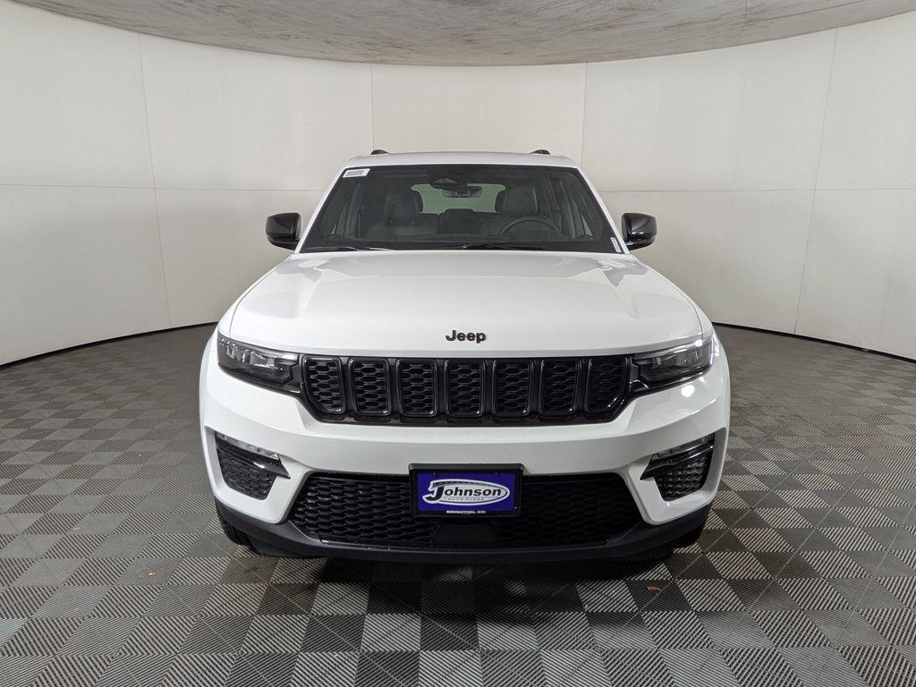 new 2025 Jeep Grand Cherokee car, priced at $47,694
