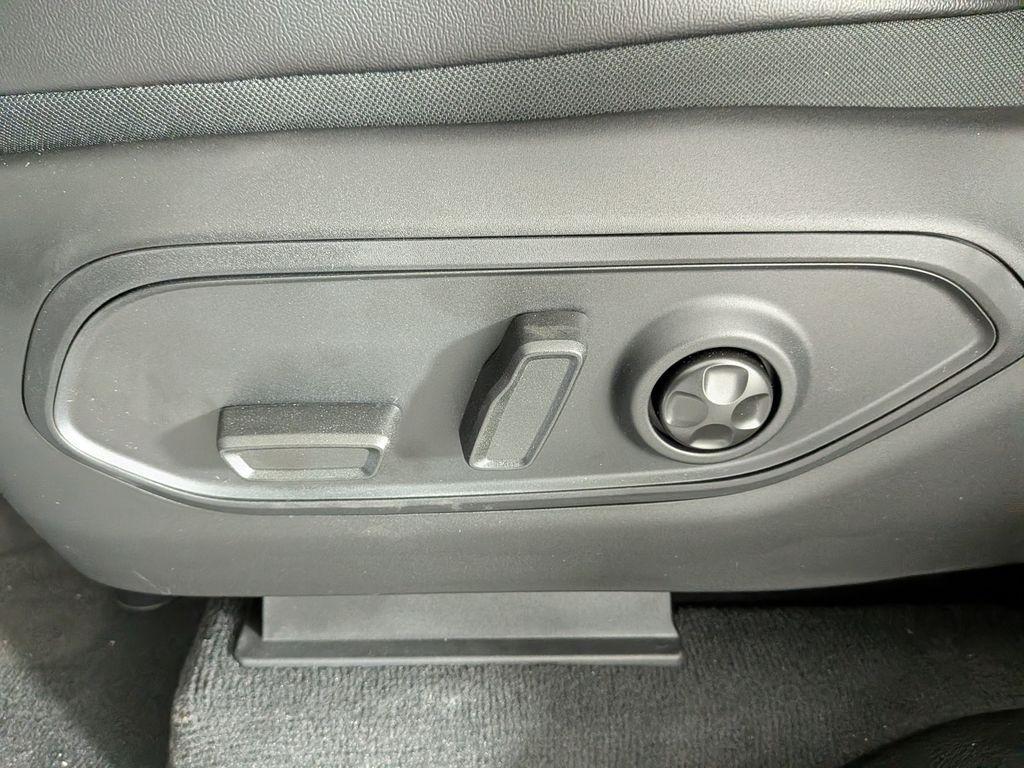 new 2025 Jeep Grand Cherokee car, priced at $47,694