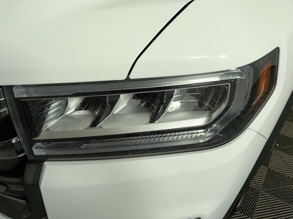 used 2020 GMC Acadia car, priced at $19,337