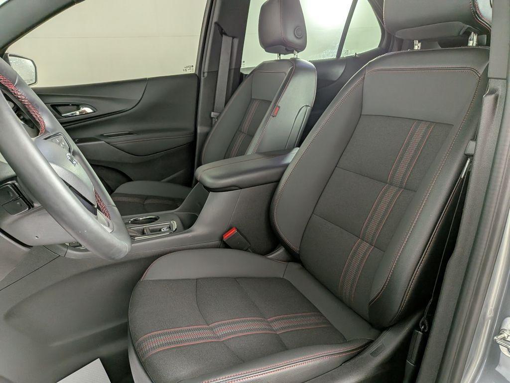 used 2024 Chevrolet Equinox car, priced at $29,988