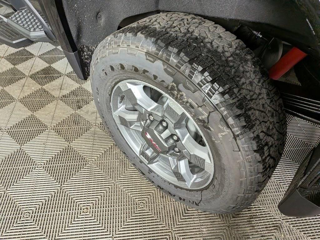 new 2025 GMC Sierra 2500 car, priced at $77,894