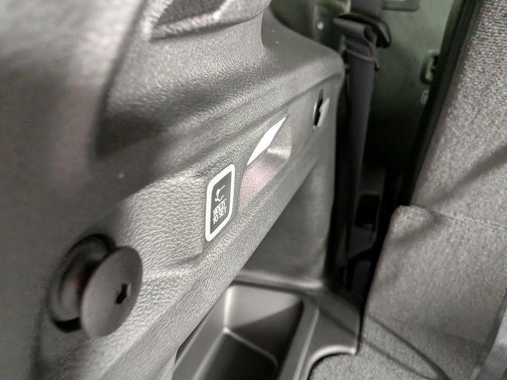 new 2025 Jeep Grand Cherokee L car, priced at $43,835