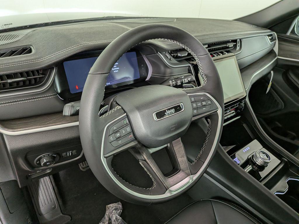 new 2025 Jeep Grand Cherokee L car, priced at $43,835