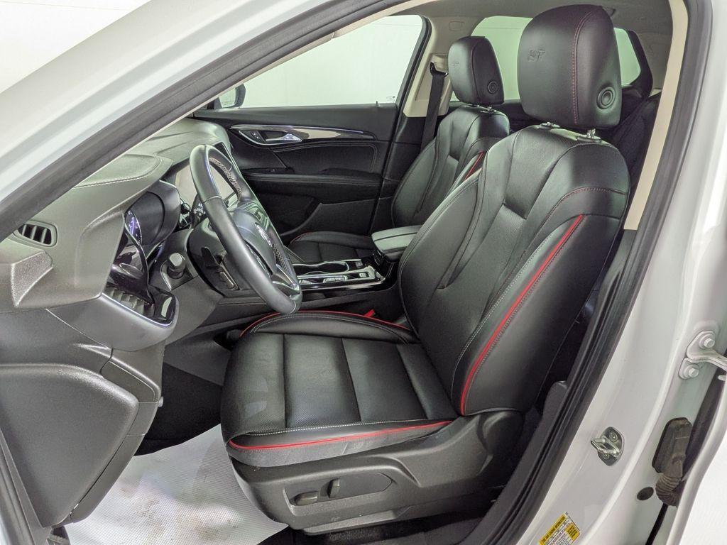 used 2022 Buick Envision car, priced at $27,188