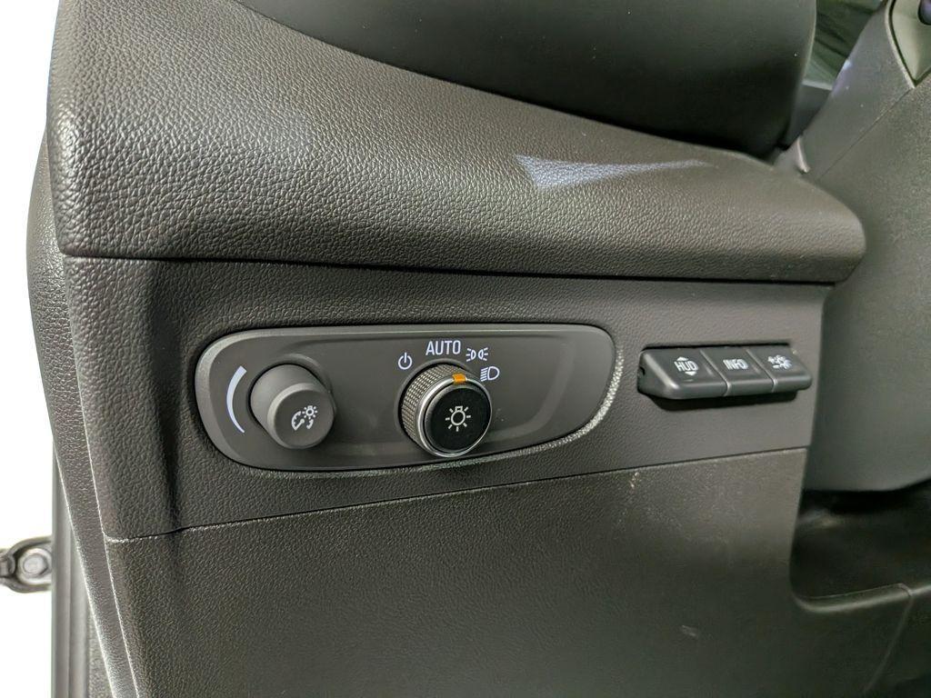 used 2022 Buick Envision car, priced at $27,188