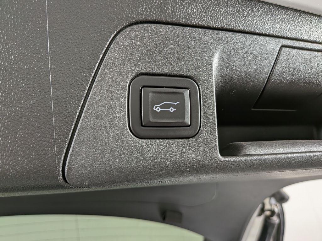 used 2022 Buick Envision car, priced at $27,188
