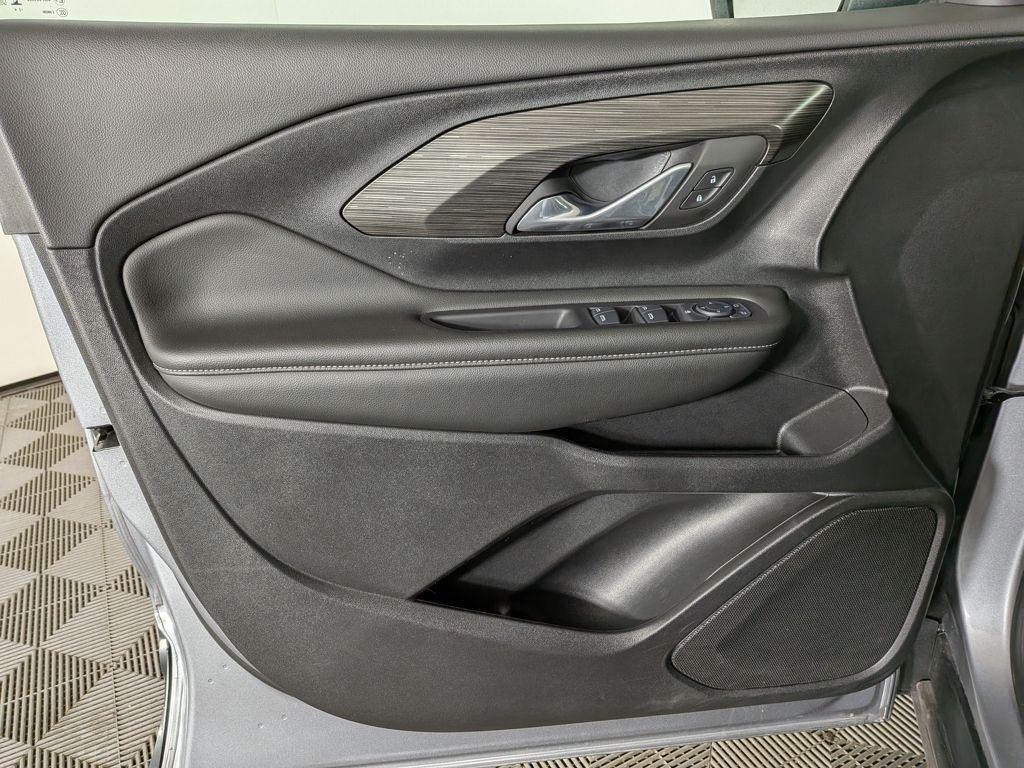 used 2024 GMC Terrain car, priced at $24,988