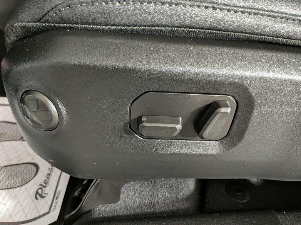 new 2025 Jeep Gladiator car, priced at $51,538